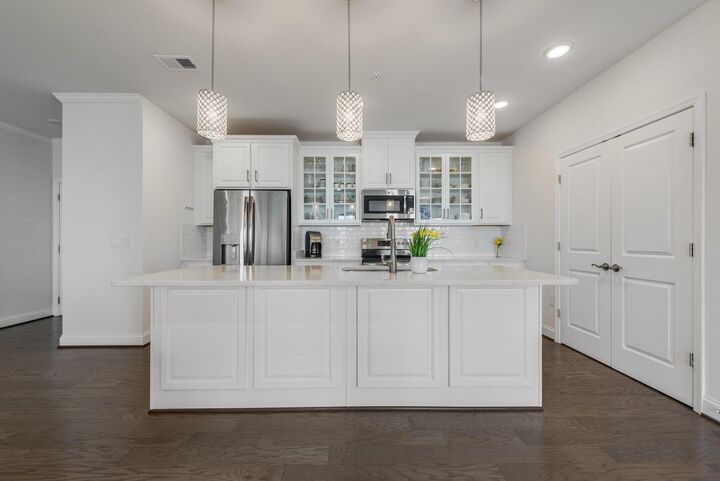 Property Photo: 23630 Havelock Walk Terrace 200 VA 20148