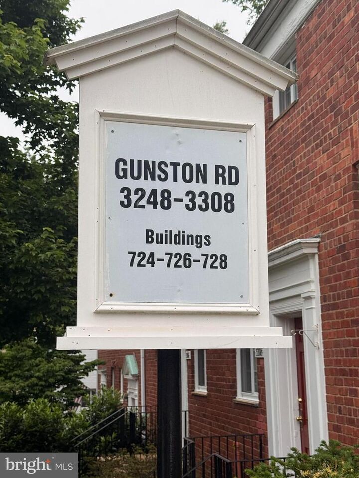 Property Photo:  3304 Gunston Road  VA 22302 
