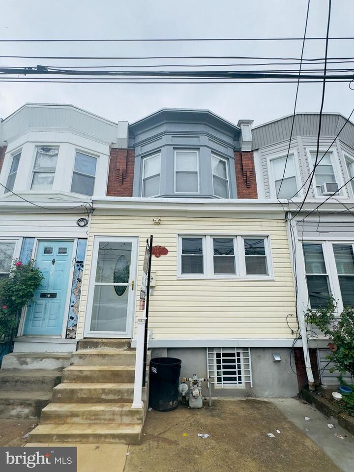 Property Photo:  77 N Keystone Avenue  PA 19082 