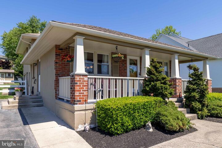 Property Photo:  423 Jefferson Street  PA 19462 