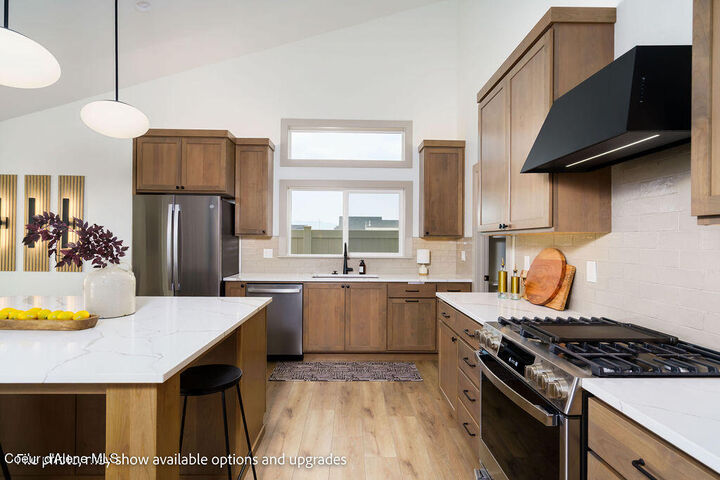 Property Photo:  4594 E Savea Ln  ID 83854 