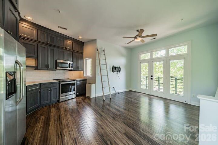 Property Photo:  820 Garden District Drive  NC 28202 