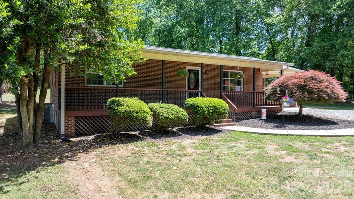 Property Photo: 119 Nevermore Lane NC 28677