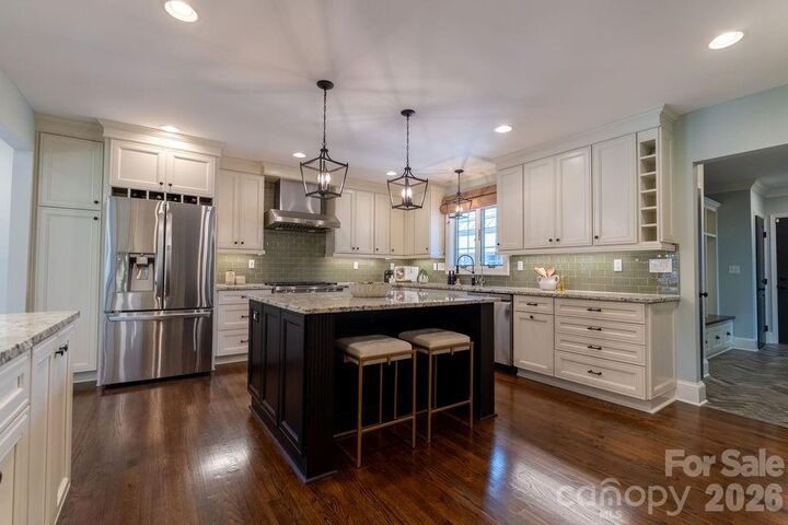 Property Photo: 3335 Providence Road NC 28211