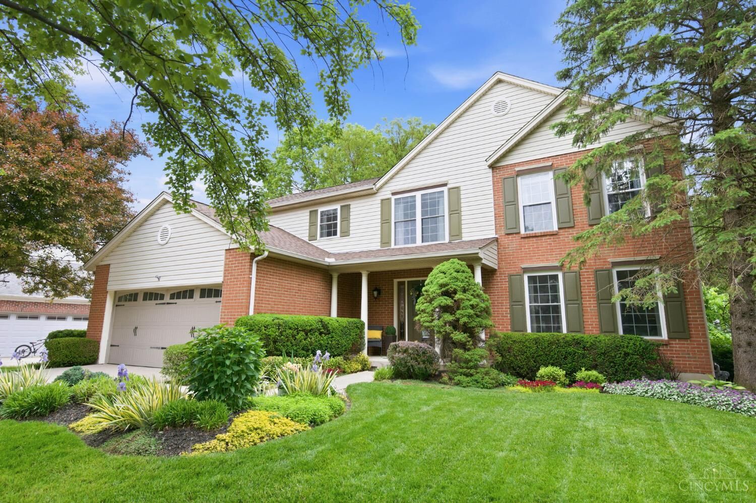 Property Photo:  9614 Sparrow Place  OH 45040 