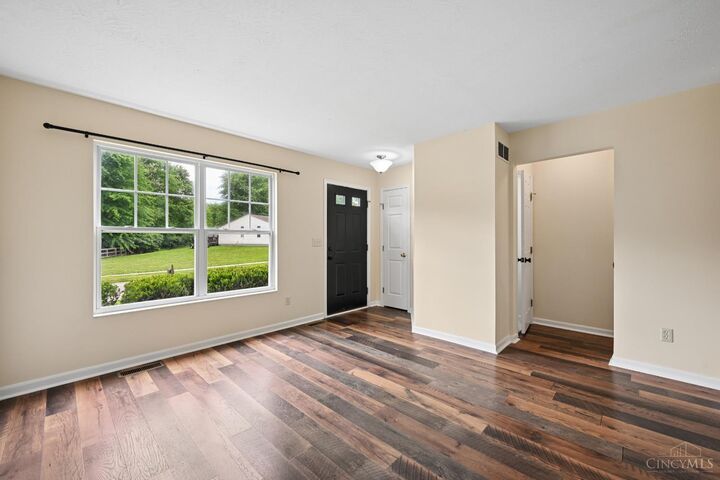 Property Photo:  3 Meadowlane Drive  OH 45102 