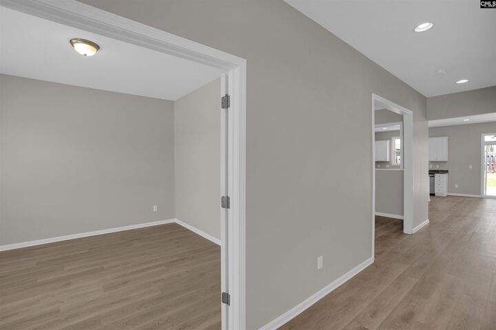 Property Photo: 32 Texas Black SC 29045