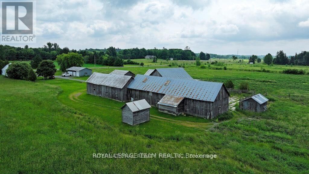 Property Photo:  1965 Marchurst Road  ON K2K 1X7 