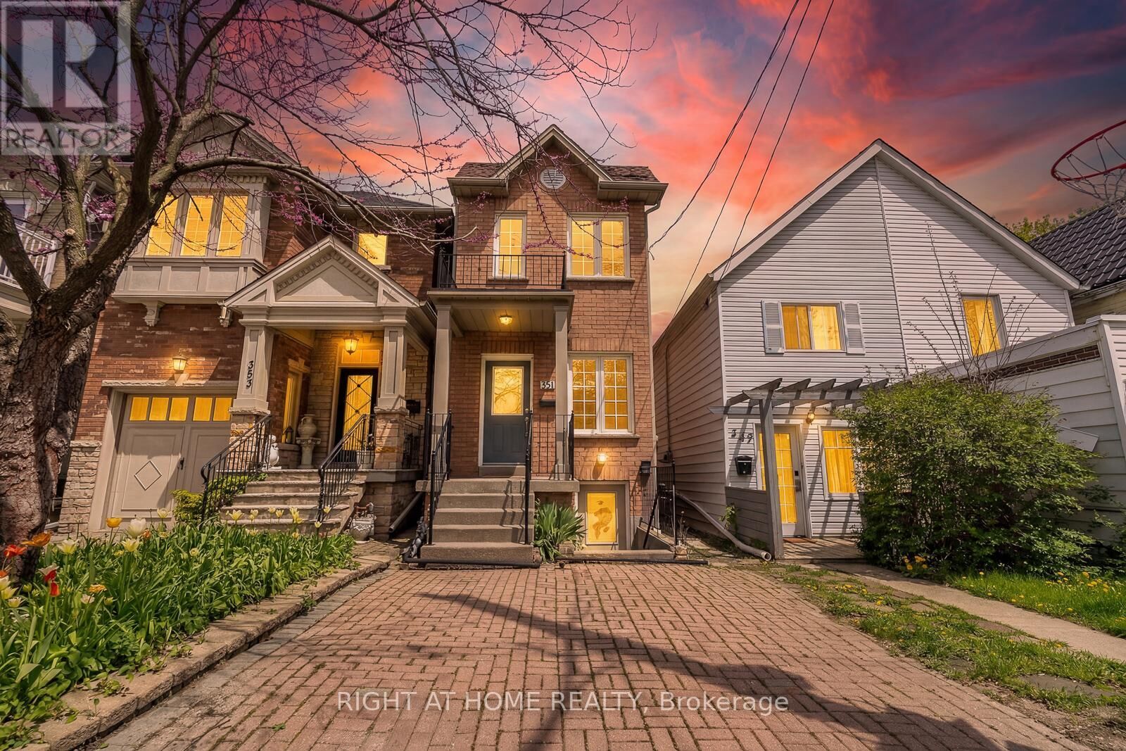 Property Photo: 351 Bartlett Avenue North ON M6H 3G8