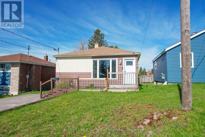 Property Photo:  513 Brennan Street  ON P1B 6J9 