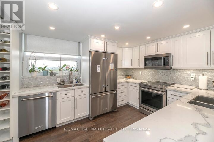 Property Photo:  7601 Bathurst Street 1004  ON L4J 4H5 