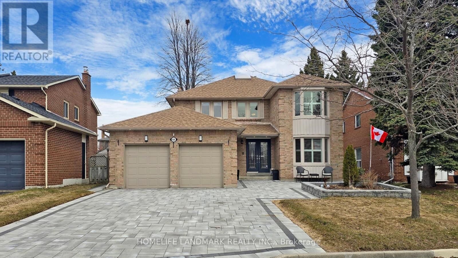 Property Photo:  61 Farrow Crescent North  ON L1S 4W3 