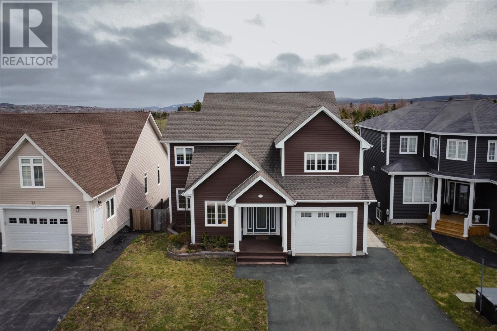 Property Photo:  22 Dunkerry Crescent  NL A1H 0K3 