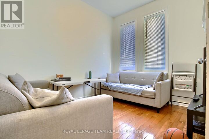 Property Photo: 254 Moss Grove Street ON K2J 0B2