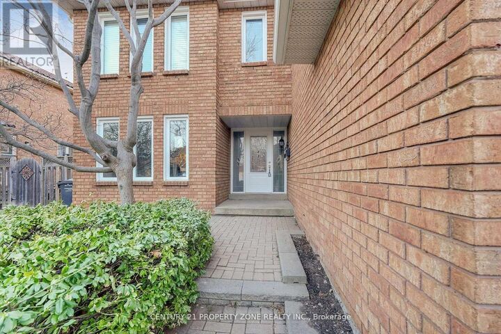 Property Photo: 4 Garbutt Crescent ON L6X 3G5