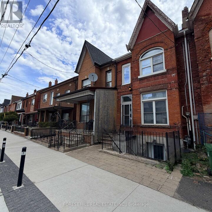 Property Photo: 41 Gladstone Avenue #Lower ON M6K 3K7