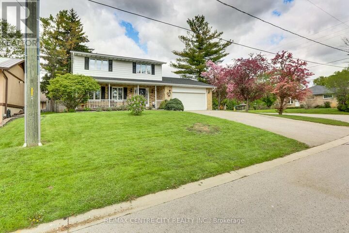 Property Photo:  240 Church Street  ON N0L 1B0 