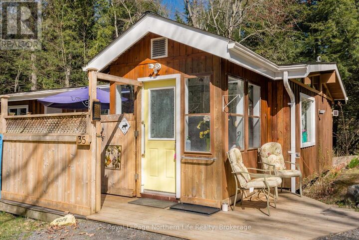 Property Photo:  35 Brennan Circle  ON P1H 2J2 