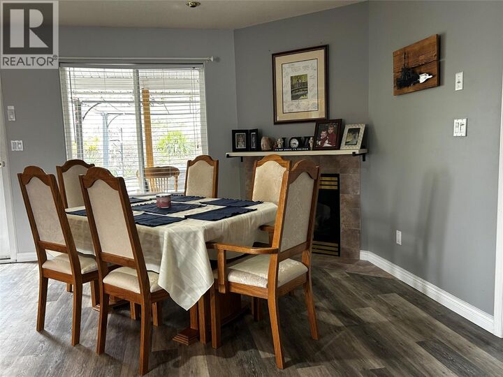 Property Photo: 2024 Mountain View Avenue BC V0E 2G0