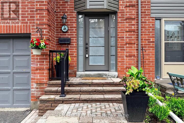 Property Photo:  48 Beaumont Place 58  ON L4J 4W8 