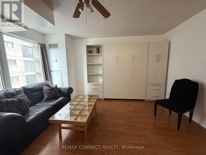 Property Photo:  200 Victoria Street 1408  ON M5B 1V8 
