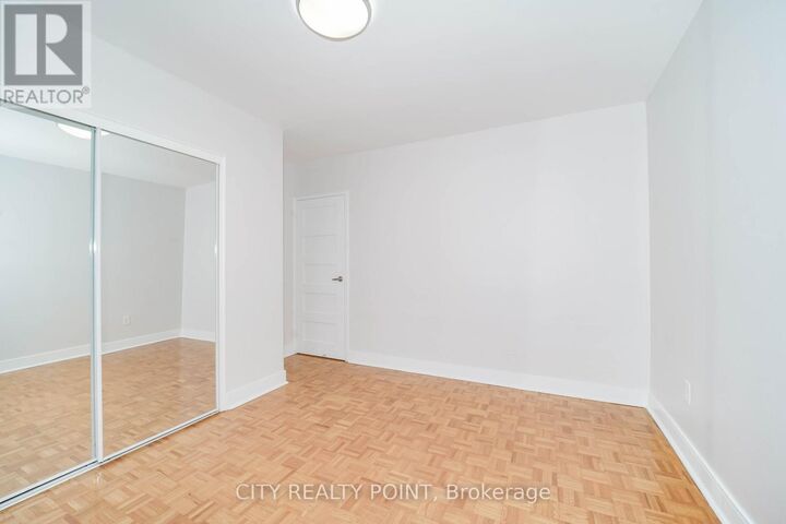 Property Photo:  1291 Bayview Avenue North 212  ON M4G 2Z9 