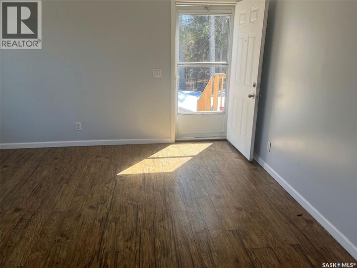 Property Photo:  320 3rd Avenue W  SK S0J 0N0 
