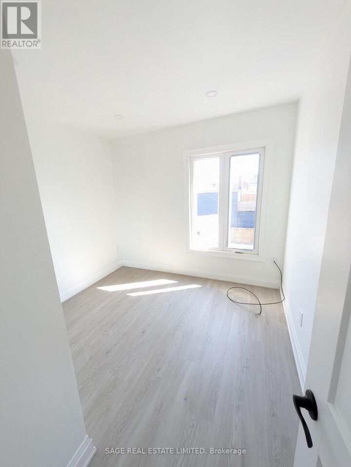 Property Photo:  1865 Davenport Road 2  ON M6N 1B9 