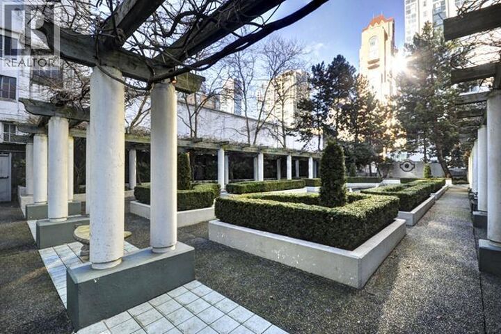 Property Photo:  1331 Homer Street 1404  BC V6B 5M9 