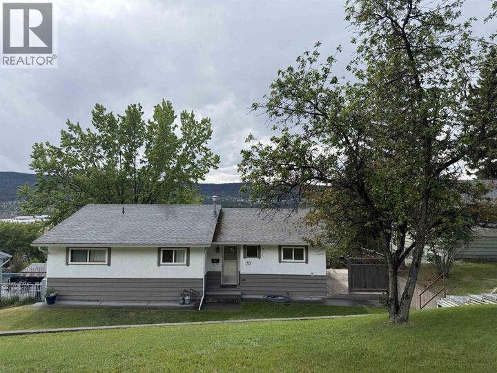 Property Photo:  37 Windmill Crescent  BC V2G 1A8 