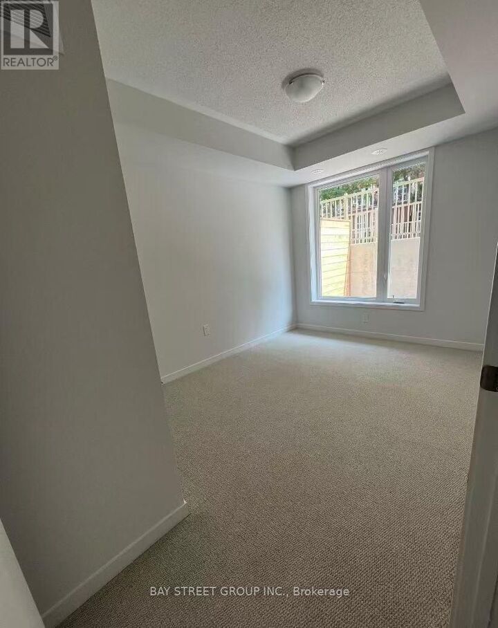 Property Photo:  5 William Jackson Way 64  ON M8V 0J8 