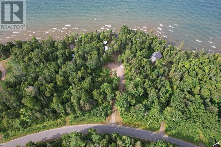 Property Photo:  2082 Four Seasons Dr  ON P0S 1E0 
