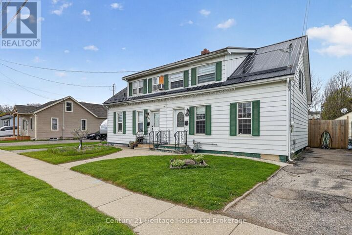 Property Photo: 138 Main Street ON N4S 1S9
