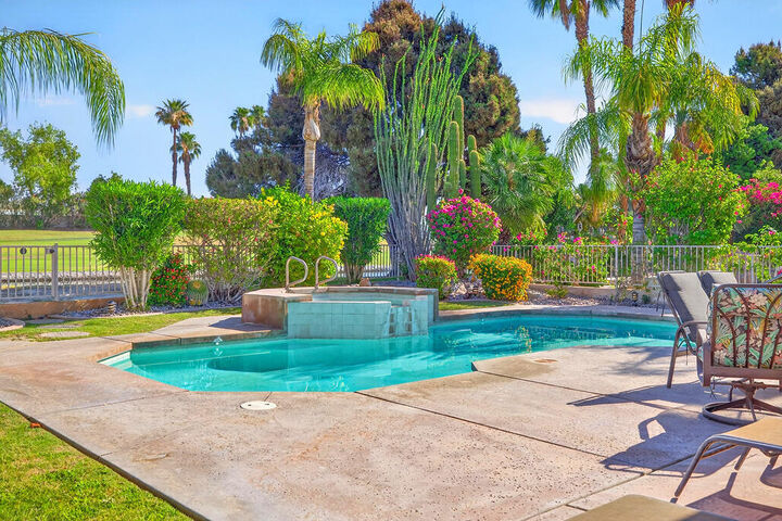 Property Photo:  83 N Kavenish Drive  CA 92270 