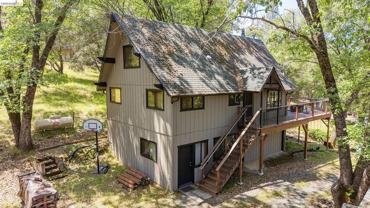 Property Photo:  19007 Digger Pine St  CA 95321 