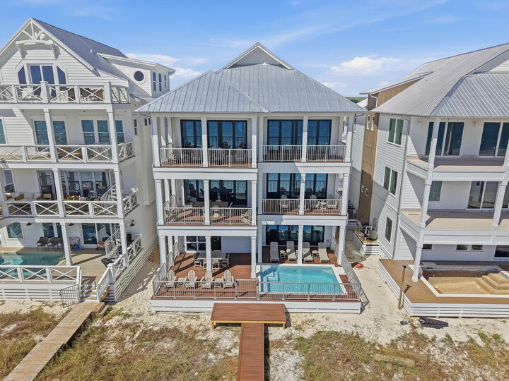Property Photo:  5935 Gulf Drive  FL 32408 