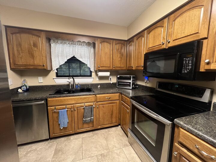 Property Photo:  1219 Walter Avenue  FL 32536 