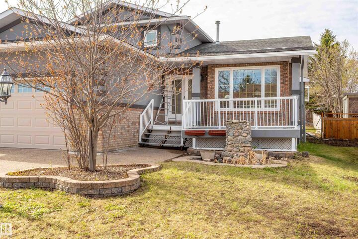 Property Photo:  3917 52 Avenue  AB T9M 2A7 