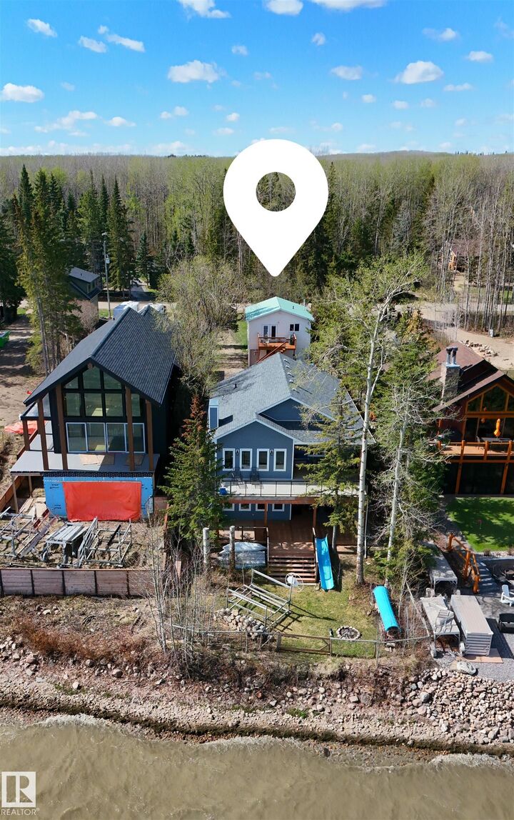 Property Photo: 45 Poplar Bay AB T0C 2V0
