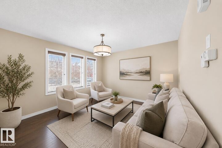 Property Photo:  3609 Weidle Bend Bend SW  AB T6X 1T5 