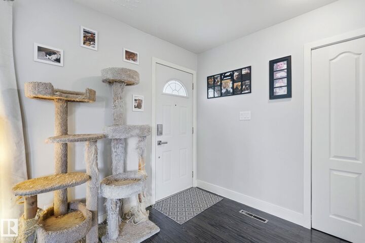 Property Photo: 6219 134 Avenue NW AB T5A 0L7