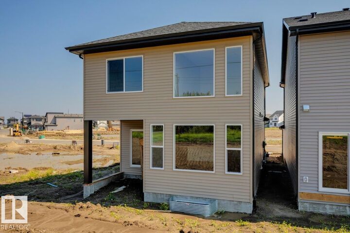 Property Photo: 17332 5th Street NW AB T5Y 6G4