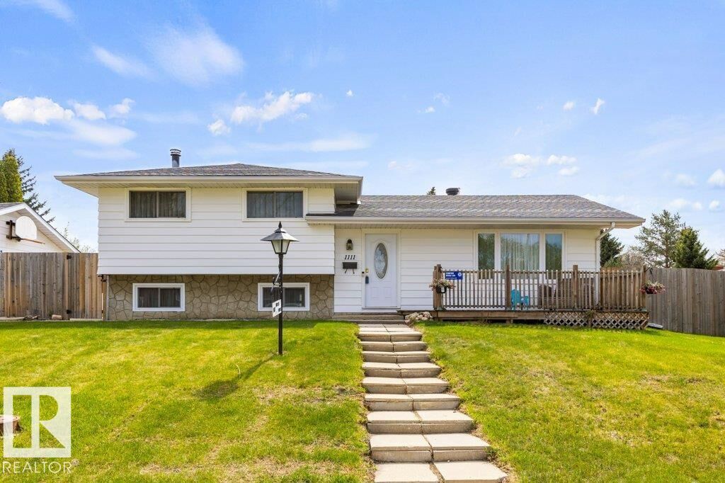 Photo de la propriété:  1111 Moyer Drive  AB T8A 1E8 