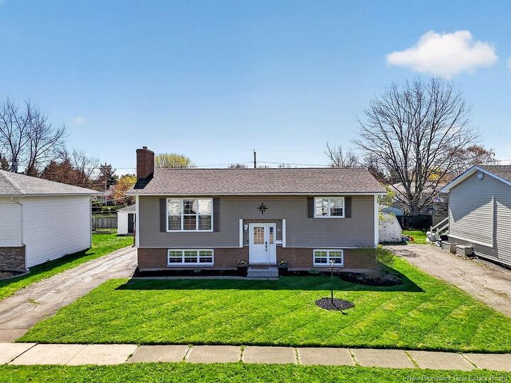 Property Photo:  99 Autumn Terrace  NB E1C 8Y3 