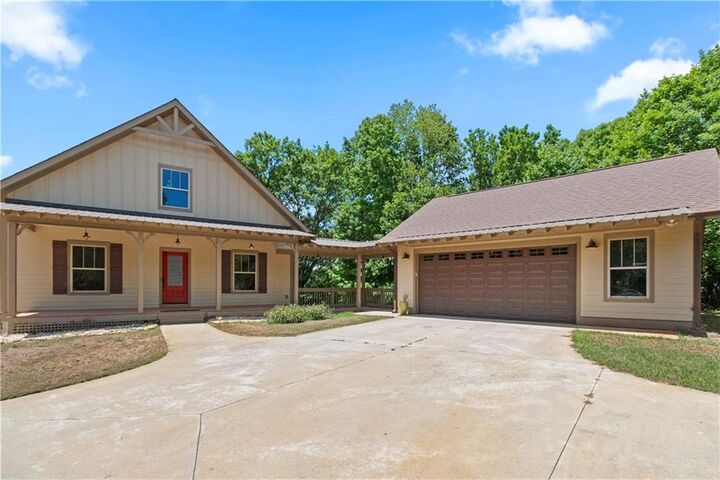 Property Photo: 4140 Highway 332 GA 30548