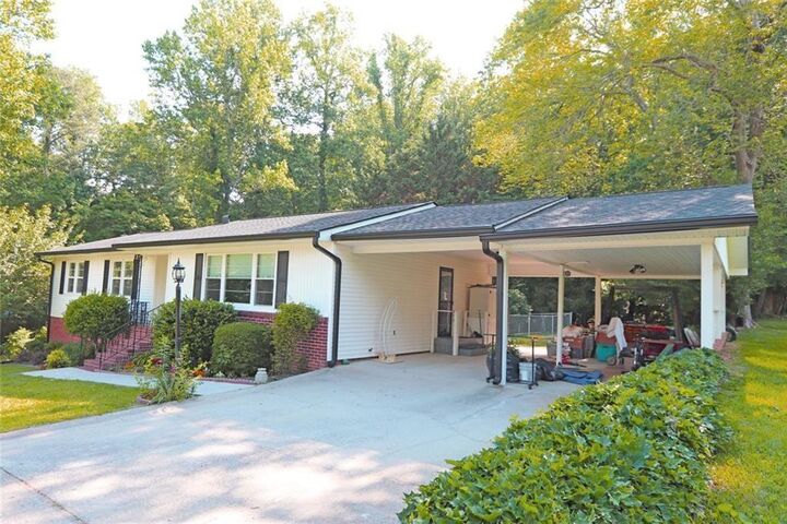 Property Photo:  405 Church Street  GA 30110 