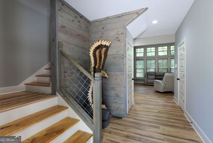 Property Photo: 990 Yonah Lake Drive GA 30571