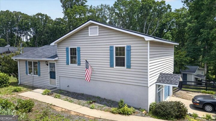 Property Photo: 129 Oak Forest Drive GA 30115