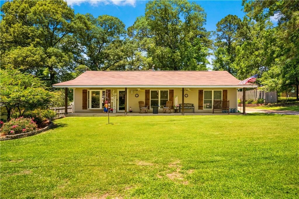 Property Photo:  1122 W Sharbono Road  LA 71342 