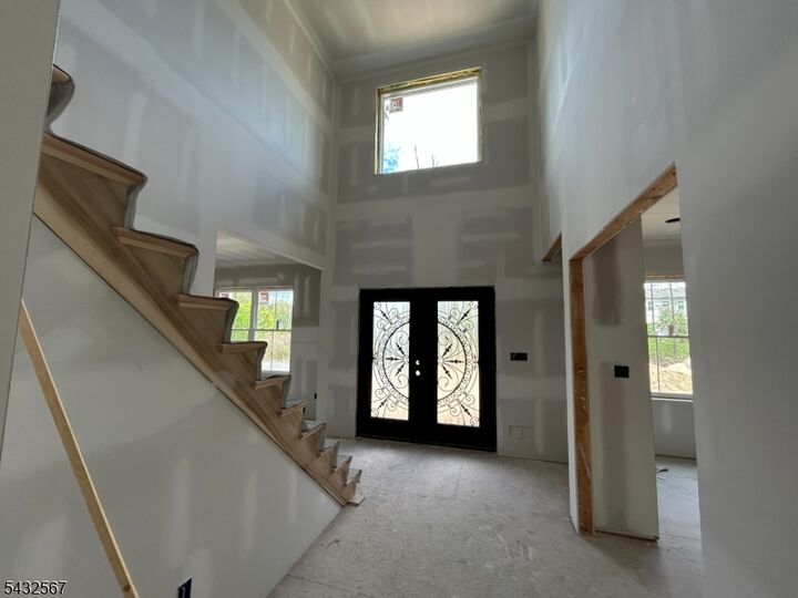 Property Photo:  6 Chamberlain Ln  NJ 07828 